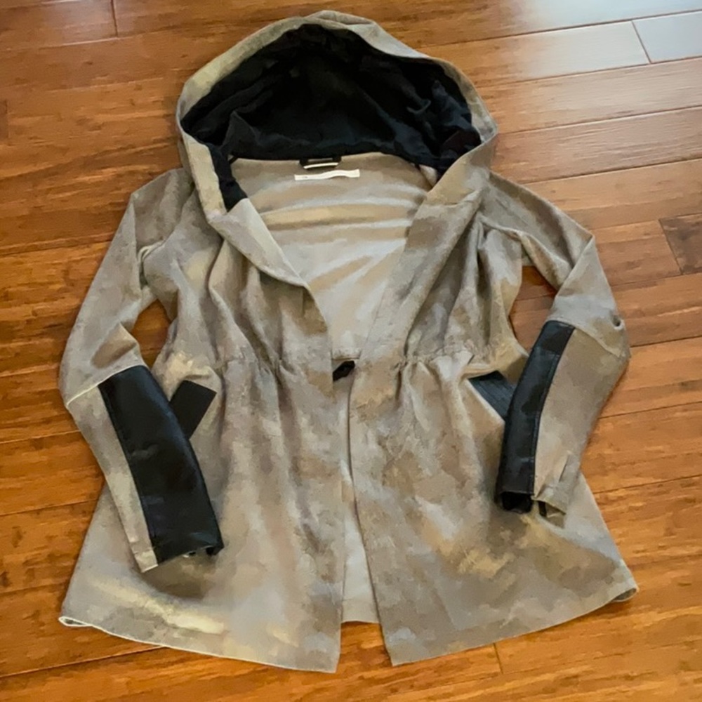 Blanc Noir Traveler Jacket
